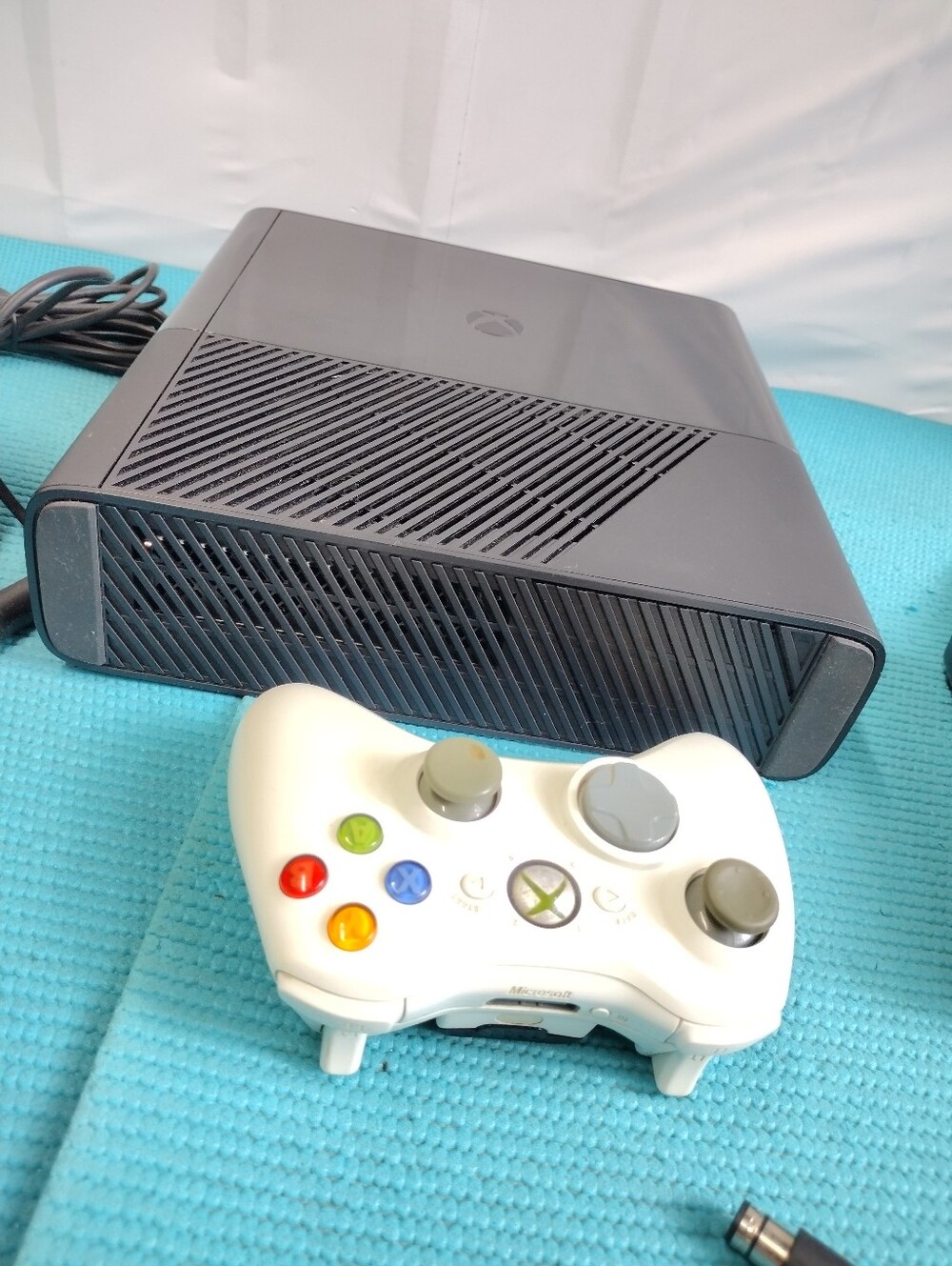 Microsoft XBOX 360 Console - Kinect Camera Sensor - Picture 10 of 11